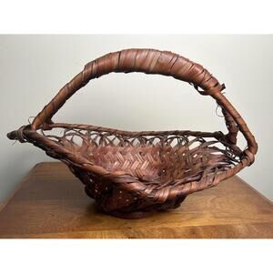Hand woven Japanese bamboo basket 18" oval with handle